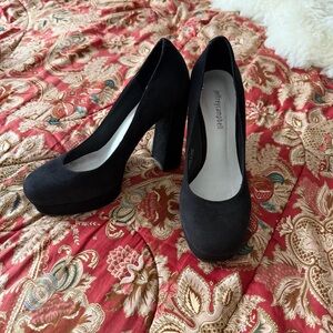Jeffrey Campbell Black Platform Pumps US 8.5